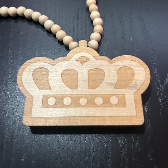 GoodWood NYC Crown Necklace‎ Wooden Pendant Wooden Beaded - Picture 2 of 4